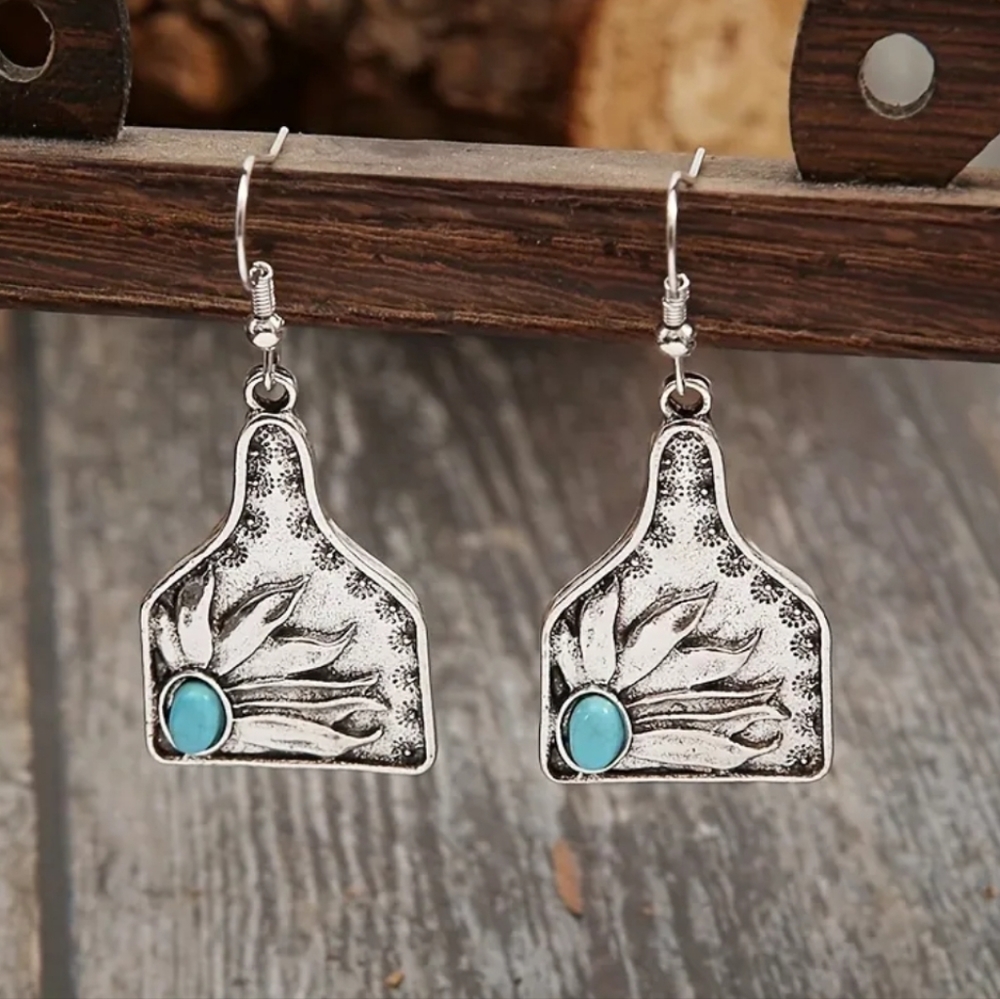Silvery Flower Turquoise Dangle Earrings 2/$15 3/$20 4/$25